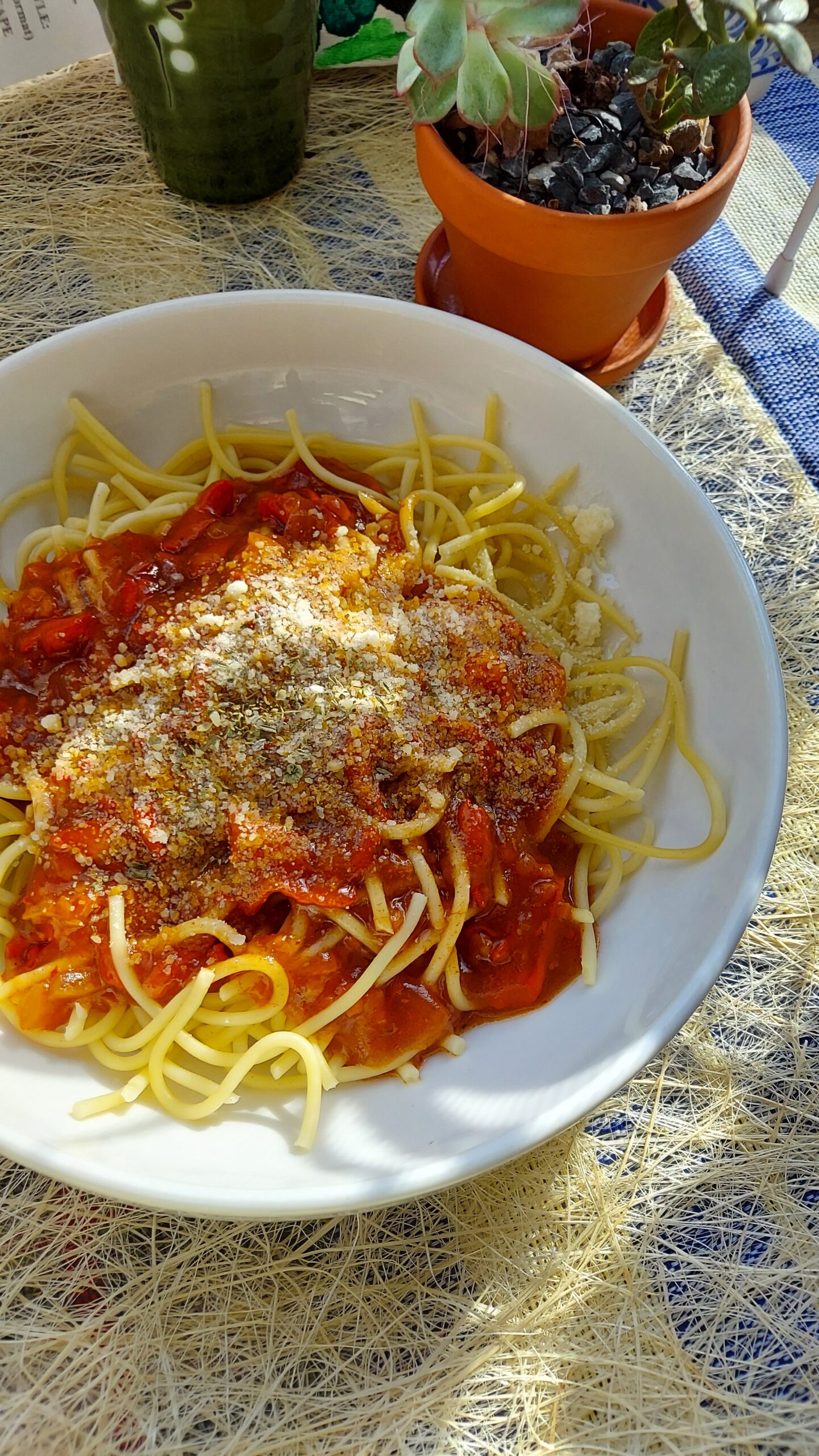 Filipino-style spaghetti